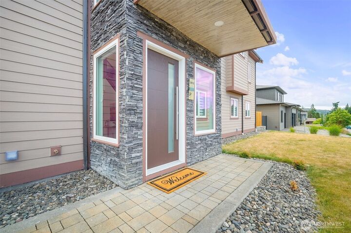 Property Photo: 2612 Birch Street WA 98226
