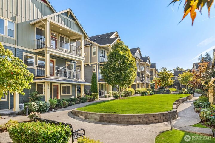 Property Photo: 2535 NE Mulberry Walk WA 98029
