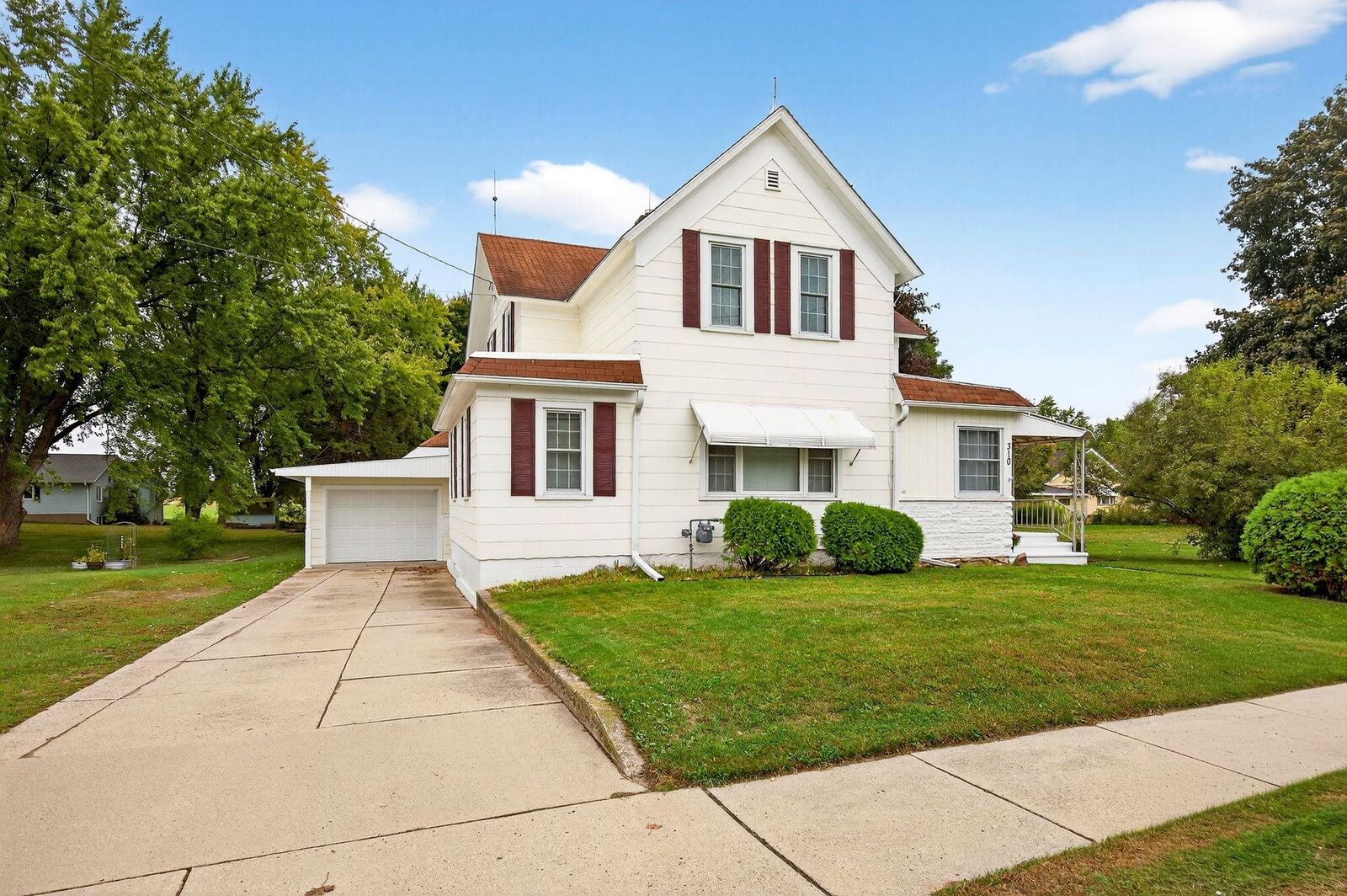 Property Photo: 310 N Cecil Street WI 54107