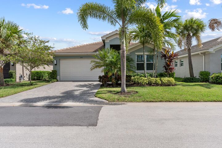 11917 SW Jasper Lake Way  Port Saint Lucie FL 34987 photo
