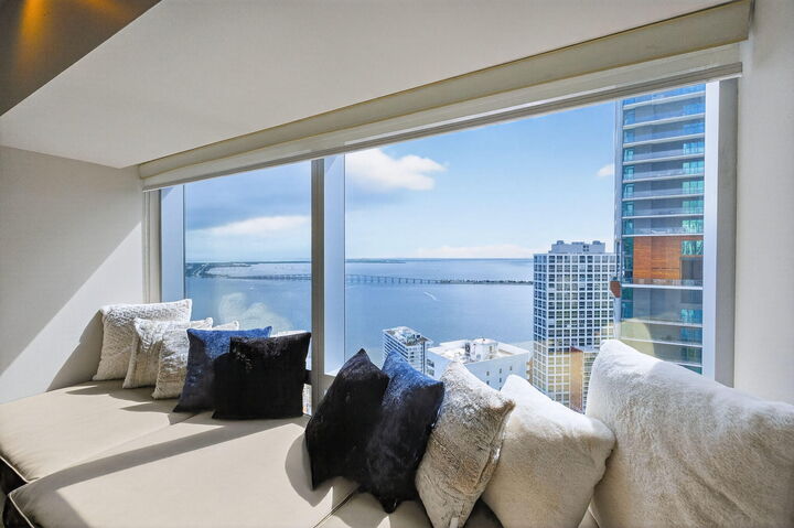 1435 Brickell Avenue #3401  Miami FL 33131 photo