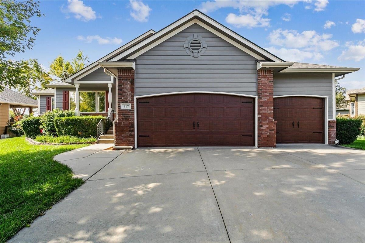 Property Photo: 417 N Jaax St KS 67235