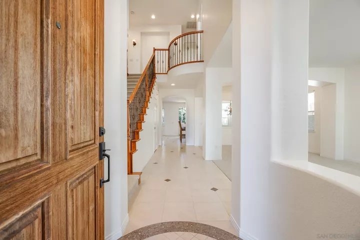 Property Photo: 3827 Torrey Hill Lane CA 92130