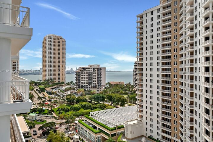 Property Photo:  801 Brickell Key Blvd 1601  FL 33131 