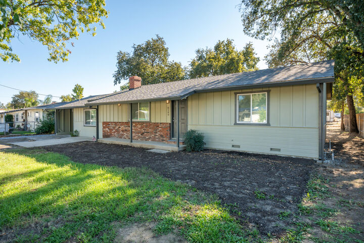 6100 Pinewood Avenue  Anderson CA 96001 photo