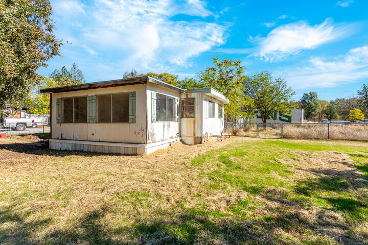 11791 Deschutes Road  Bella Vista CA 96008 photo