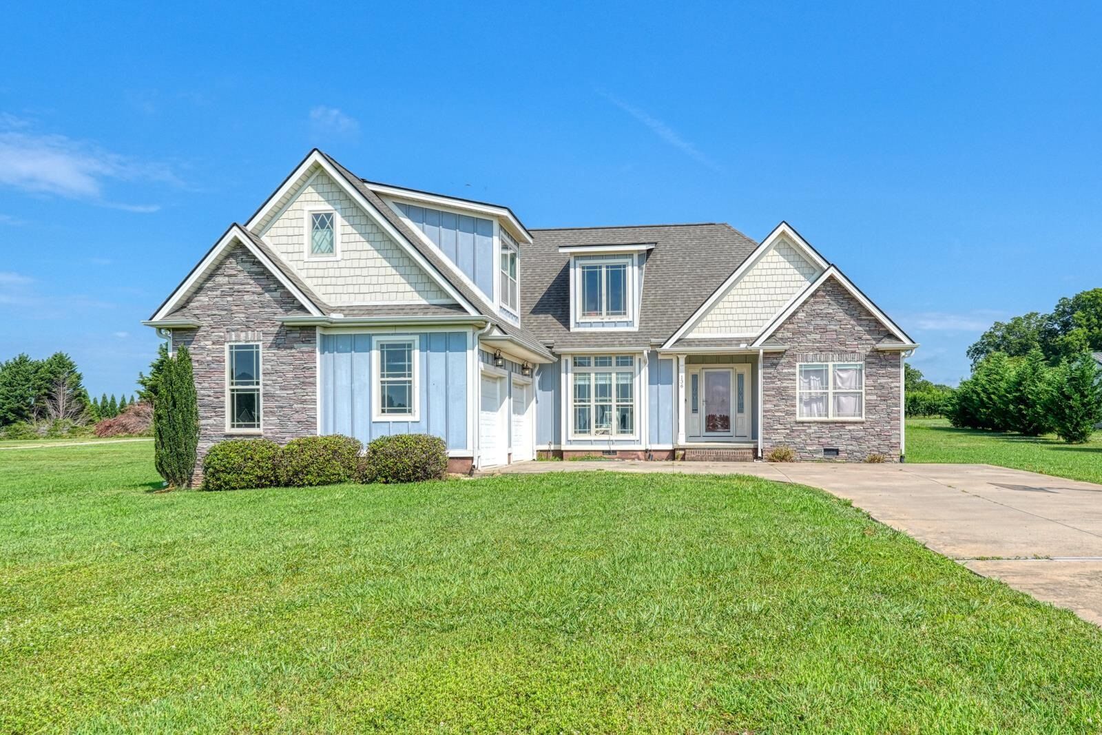 Property Photo: 136 Louis Lane SC 29330