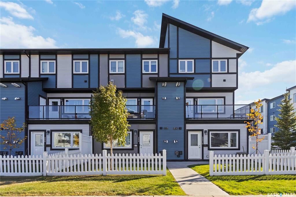 Property Photo:  250 Akhtar Bend 254  SK S7W 0W4 