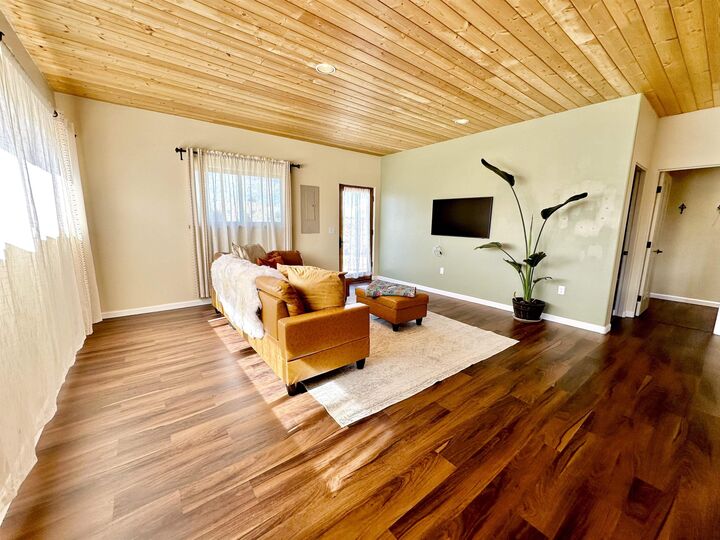 Property Photo:  76 Camino De Los Arroyos  NM 87557 