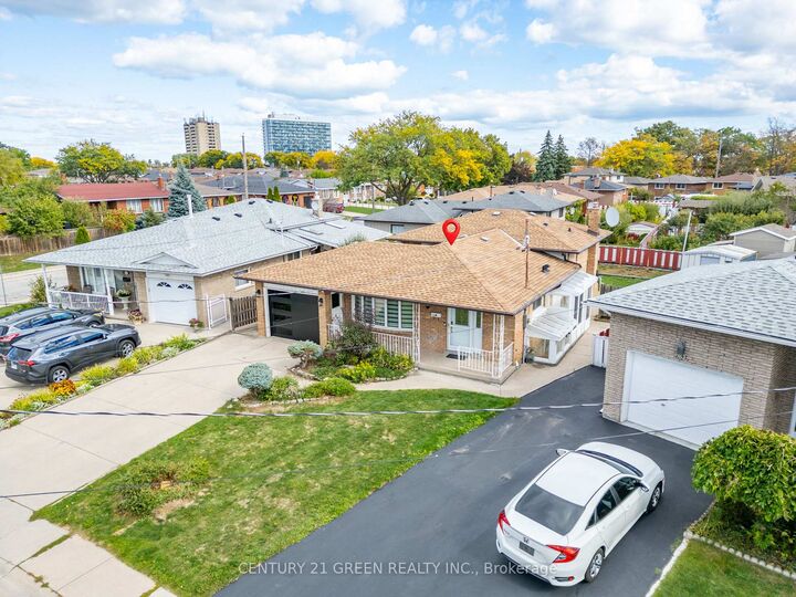 Property Photo: 159 Bow Valley Drive ON L8E 3J9