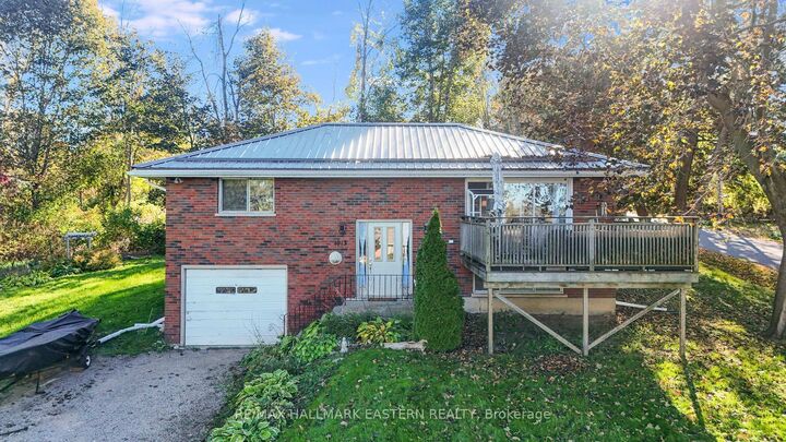 1013 Nicholl'S Boulevard  Selwyn ON K0L 1H0 photo