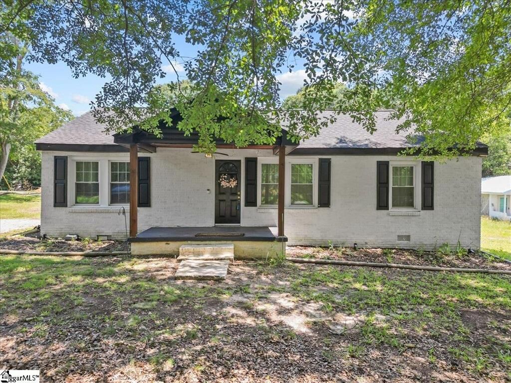 Property Photo: 3703 Keys Street SC 29624