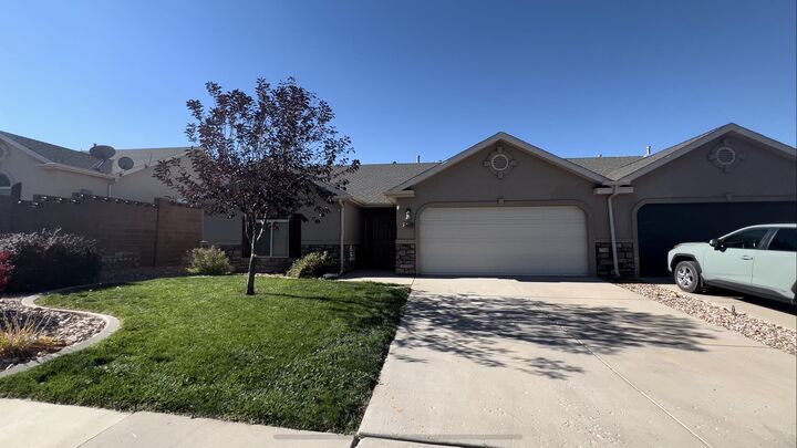 Property Photo:  1410 S Northern View Dr  UT 84720