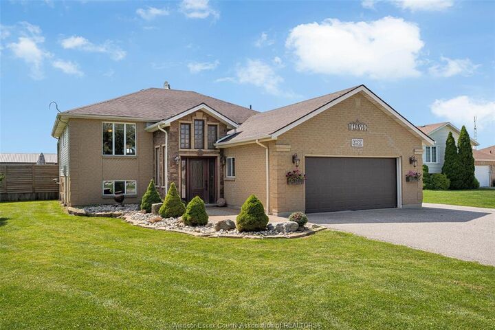 Property Photo:  522 County Rd 8  ON N0P 2J0 