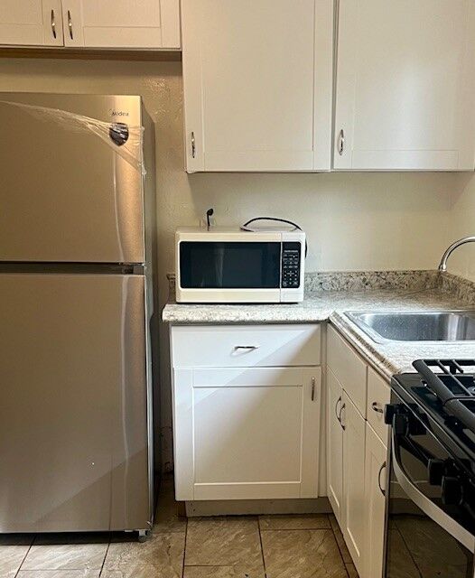 Property Photo:  368 Anawanda  PA 15228 