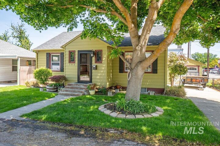 Property Photo: 702 S Opal St ID 83705