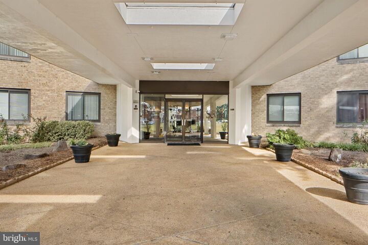 Property Photo:  3450 Toledo Terrace 502  MD 20782 