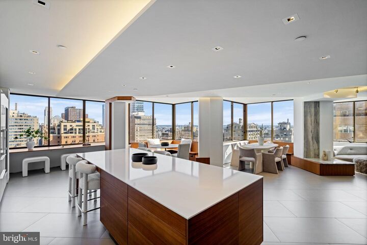 Property Photo: 202 W Rittenhouse Square 10 2106-2107 PA 19103
