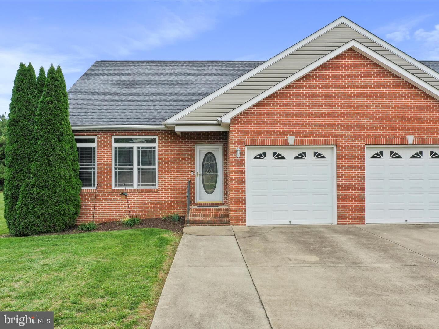 Property Photo: 215 Brookline Drive WV 25414