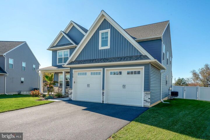 Property Photo:  524 Madison Way  PA 17545 