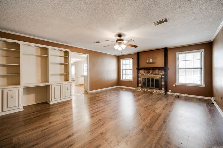 Property Photo: 6312 Rolling Hills Dr AR 72118