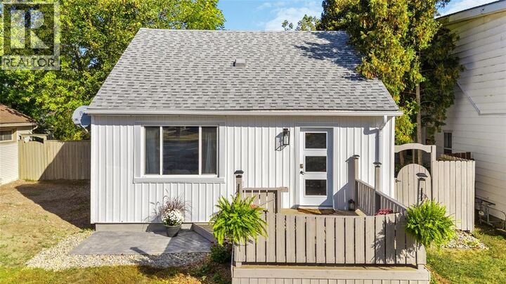 Photo de la propriété: 776 Talfourd Street ON N7T 1S2