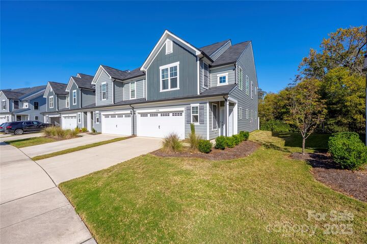 Property Photo: 23136 Clarabelle Drive NC 28273