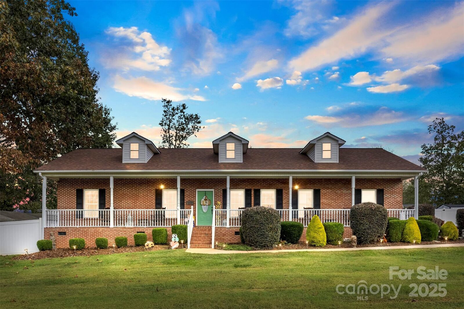 Property Photo: 1425 Bethlehem Road NC 28086