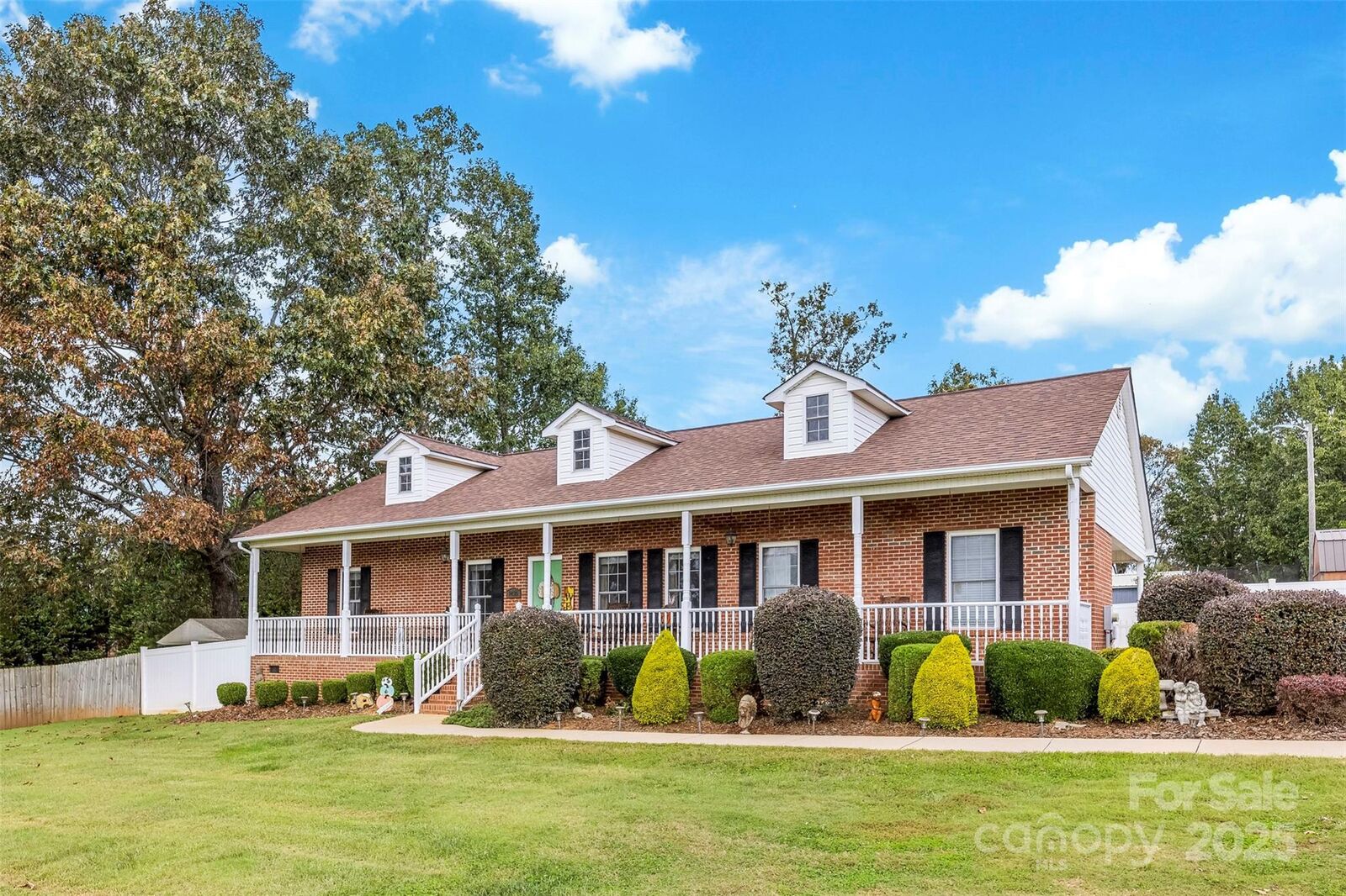 Property Photo: 1425 Bethlehem Road NC 28086