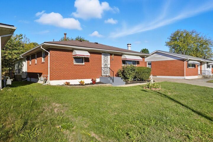 Property Photo: 2797 Key Place OH 43207