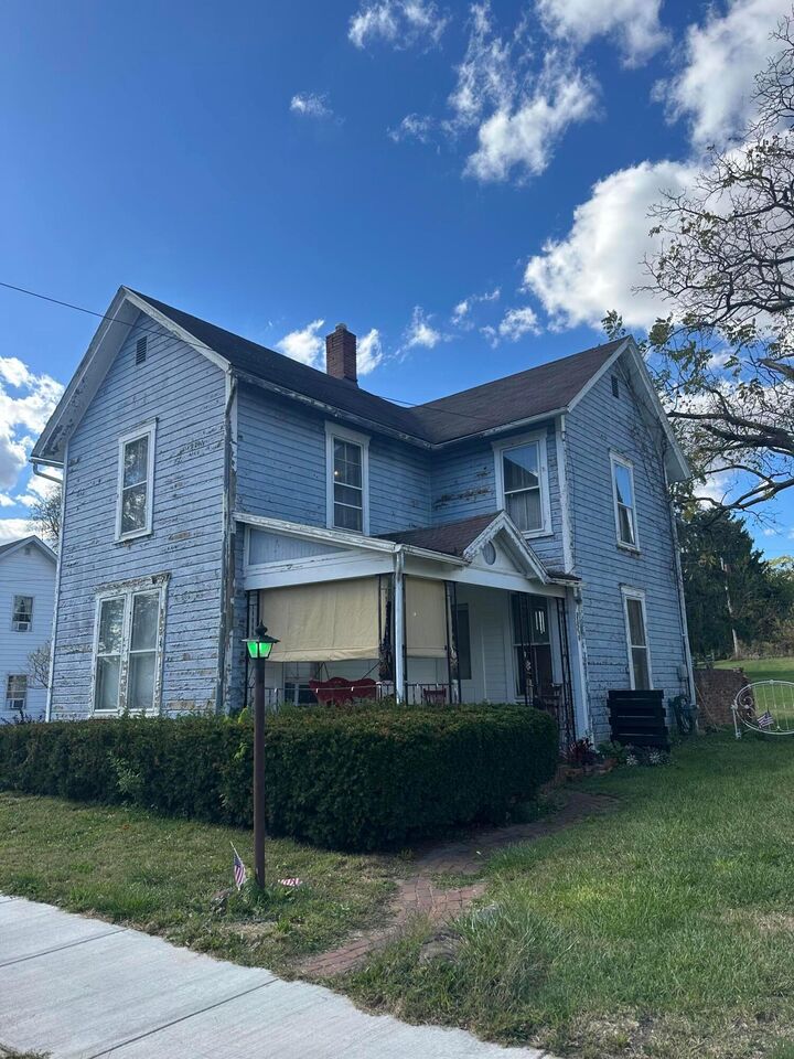 106 W Race Street  Mechanicsburg OH 43044 photo