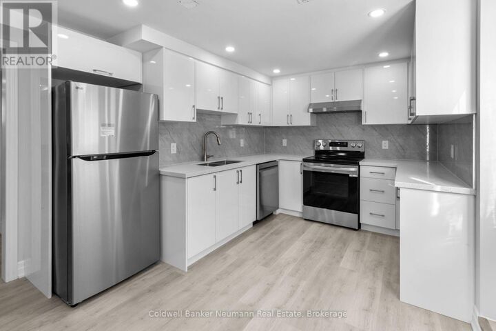 Photo de la propriété:  45 Hayward Crescent B  ON N1G 5A4 