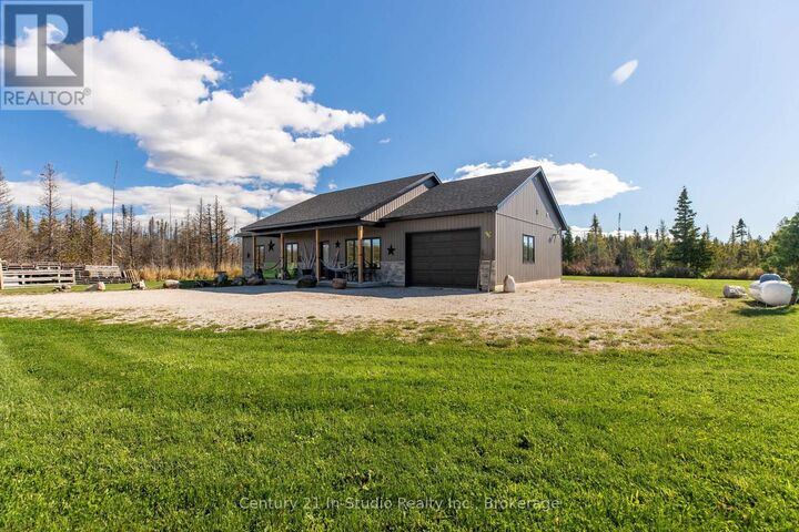 Property Photo: 621 Lindsay Road 30 Road ON N0H 1Z0
