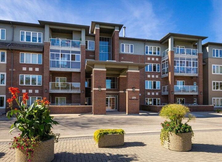 270 Fairhaven Road  Winnipeg MB R3P 0Z7 photo