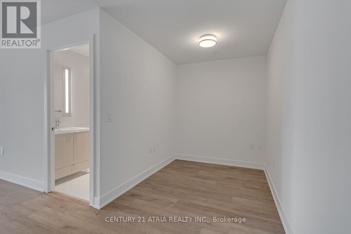Property Photo: 575 Bloor Street East 1610 ON M4W 0B2