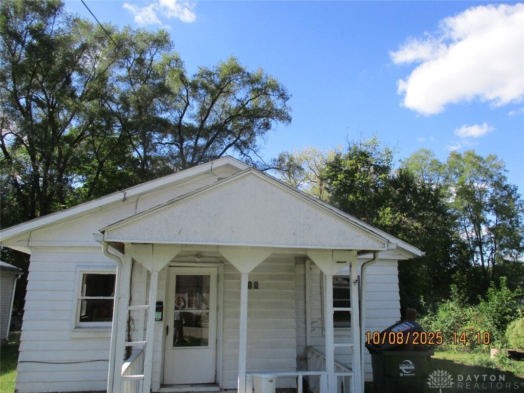 Property Photo:  118 Carr Street  OH 45356 