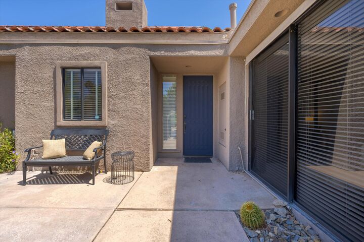 Property Photo: 522 Desert West Drive CA 92270