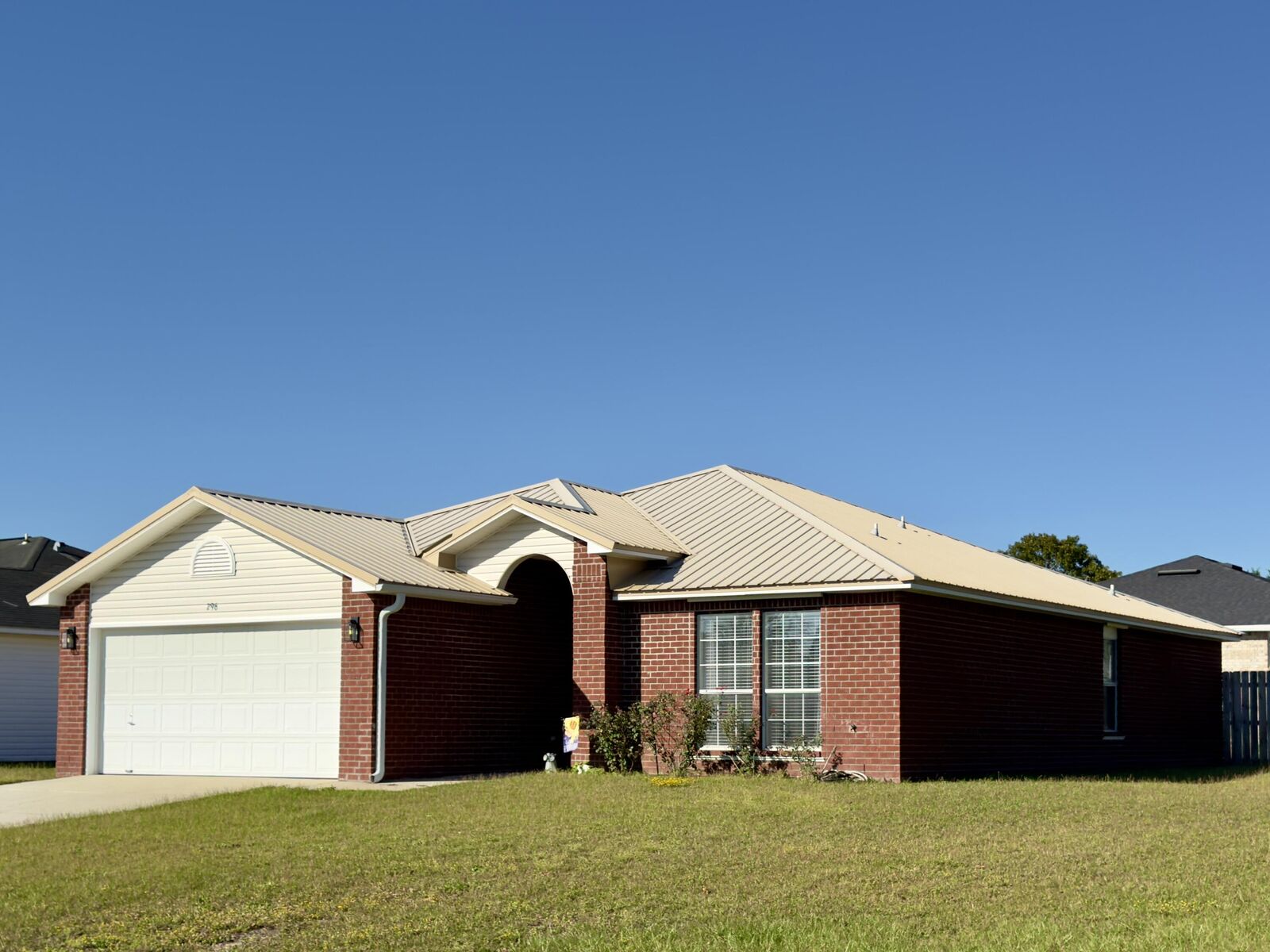 Property Photo:  296 Limestone Circle  FL 32539 