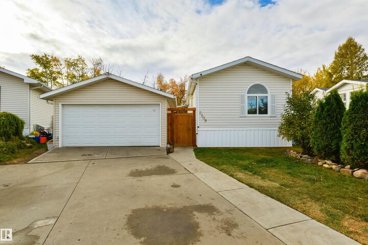 2809 Lakeside Cres NW  Edmonton AB T5S 1T7 photo