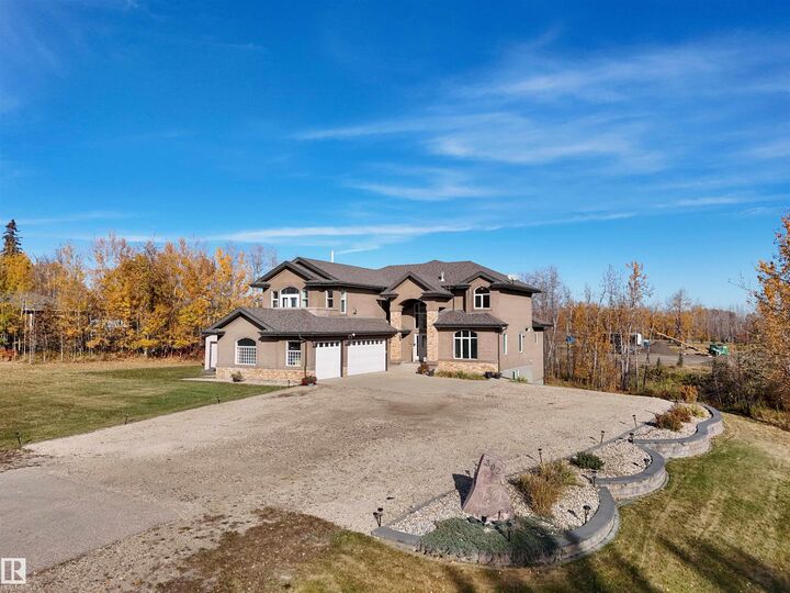 Photo de la propriété: 302 49119 Rge Rd 73 AB T7A 0B9
