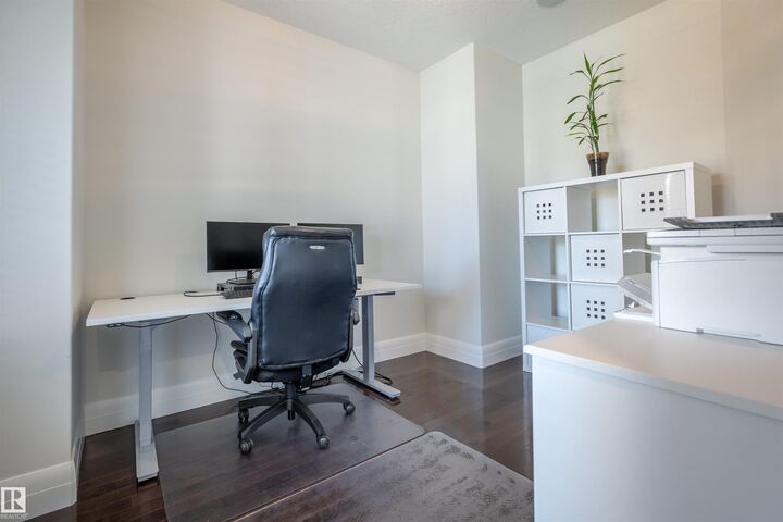 Property Photo: 10550 Ellerslie Road SW 20 AB T6W 0Y2