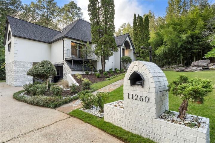 Property Photo: 11260 Houze Road GA 30076