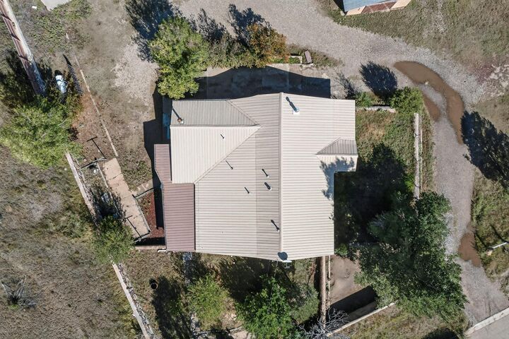 Property Photo:  1120 Tecolote Street  NM 87701 