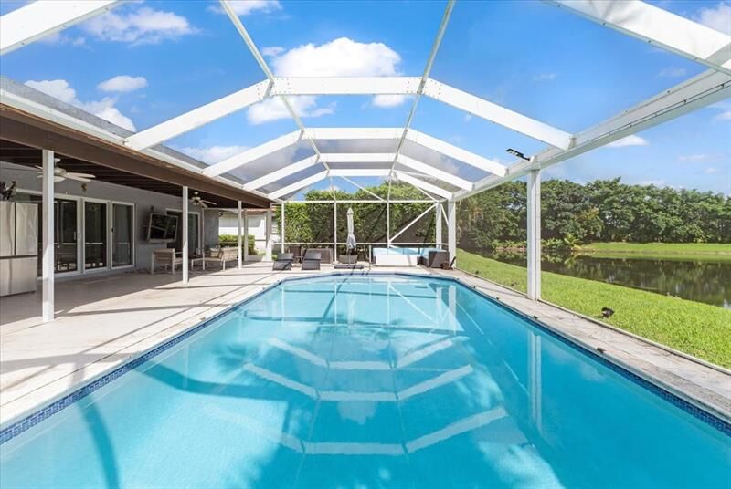 Property Photo: 10082 Harbourtown Ct FL 33498