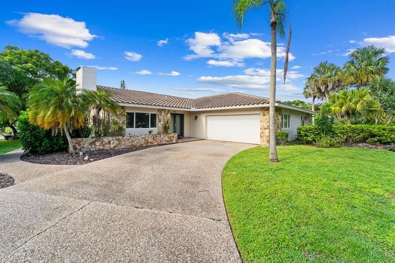 Property Photo: 4180 NW 101st Dr FL 33065