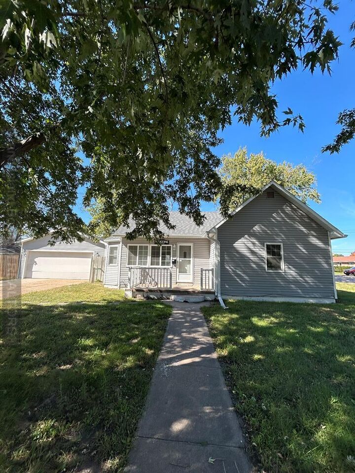 1426 N Grand Island  Grand Island NE 68803 photo
