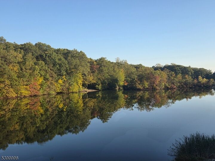 17 Crystal Rd  Mountain Lakes Boro NJ 07046 photo