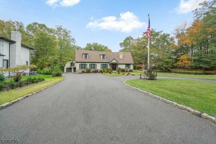 14 Weinmanns Blvd  Wayne Twp. NJ 07470 photo