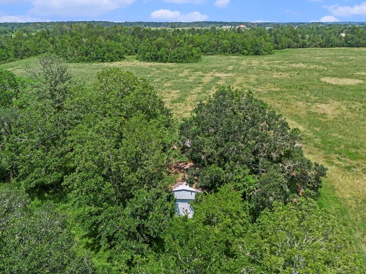 Property Photo: 1331 Hare Cook TX 77532