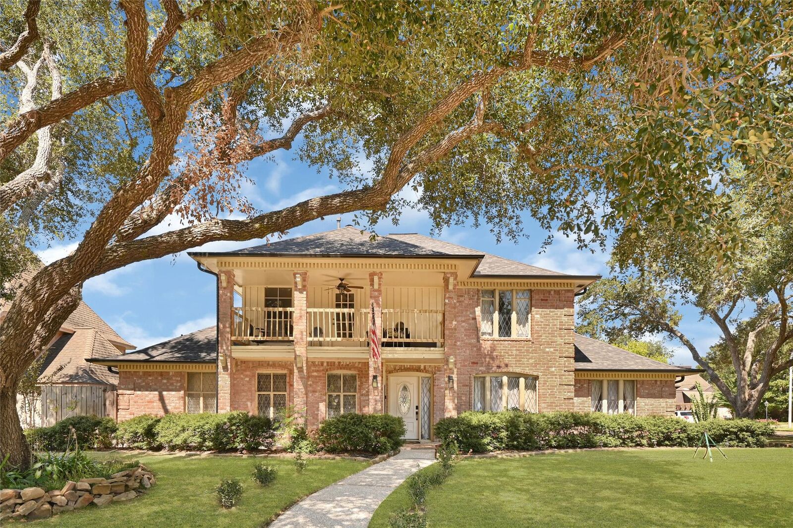 Property Photo: 2302 Pecan Valley Court TX 77459